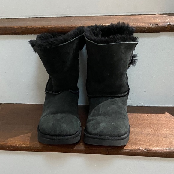 UGG Shoes - UGG Women's Black Nash Boots, Size 8